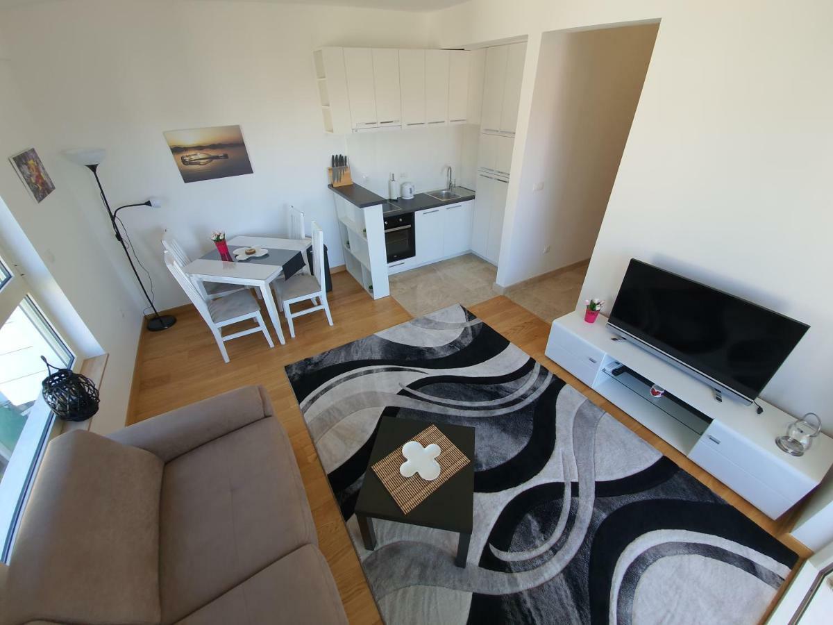 As Apartments Рафаїловичі Екстер'єр фото