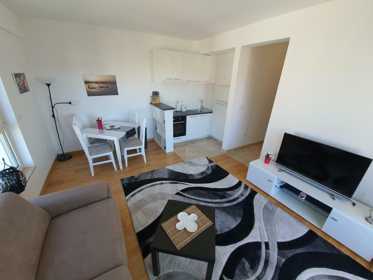 As Apartments Рафаїловичі Екстер'єр фото